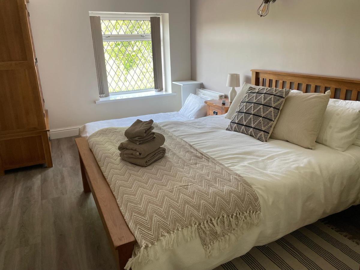 The Cottage Inn Llandeilo Extérieur photo